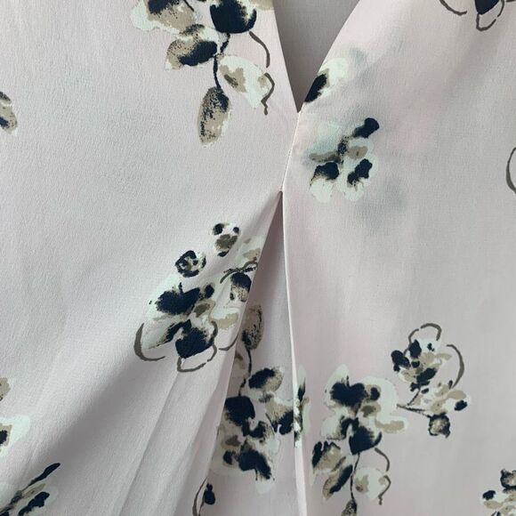 Attention Pink V-neck Long Sleeve Floral White Blouse Top Size XL - Picture 3 of 8